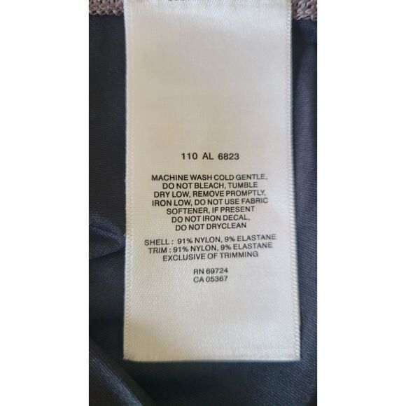 Columbia Omni Shade Tank with Front Pocket - Picture 4 of 4